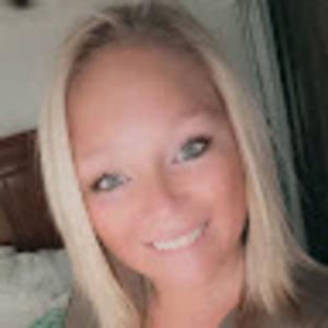 Meet your Posher, Alycia